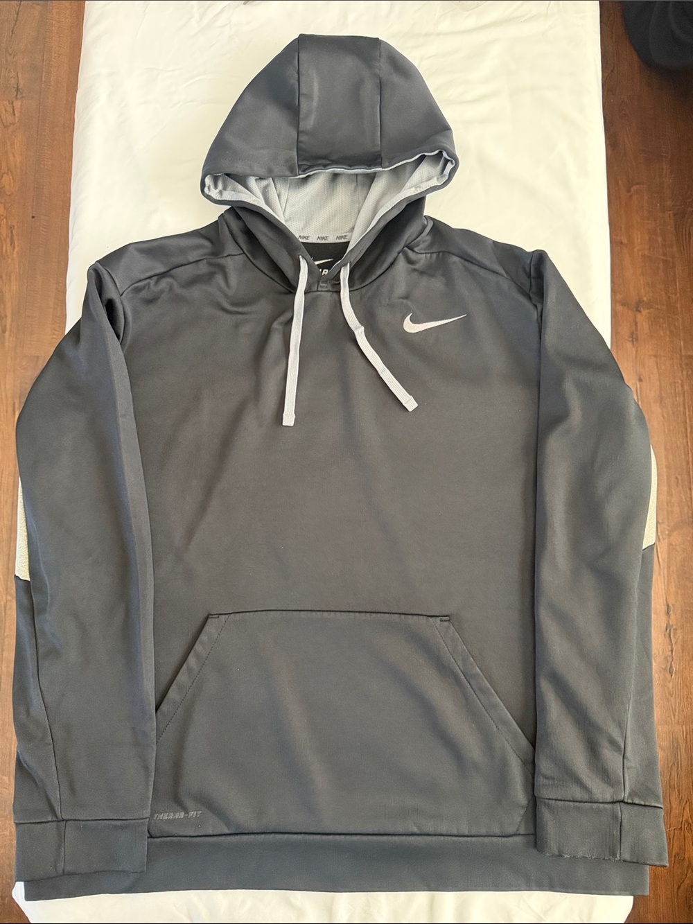 Nike Men’s Therma Fit Hoodie, Size XXL